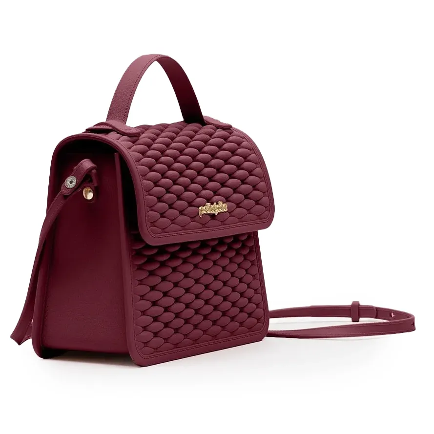 Bolsa Petite Jolie Vic II vinho vista lateral mostrando alça e fechamento